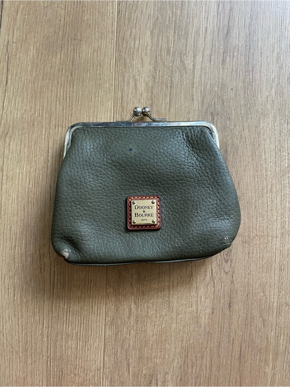 Dooney & Bourke Olive Green Pebbled Leather Coin Purse wallet with Kiss Lock